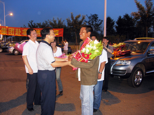 888.BY���Ź���